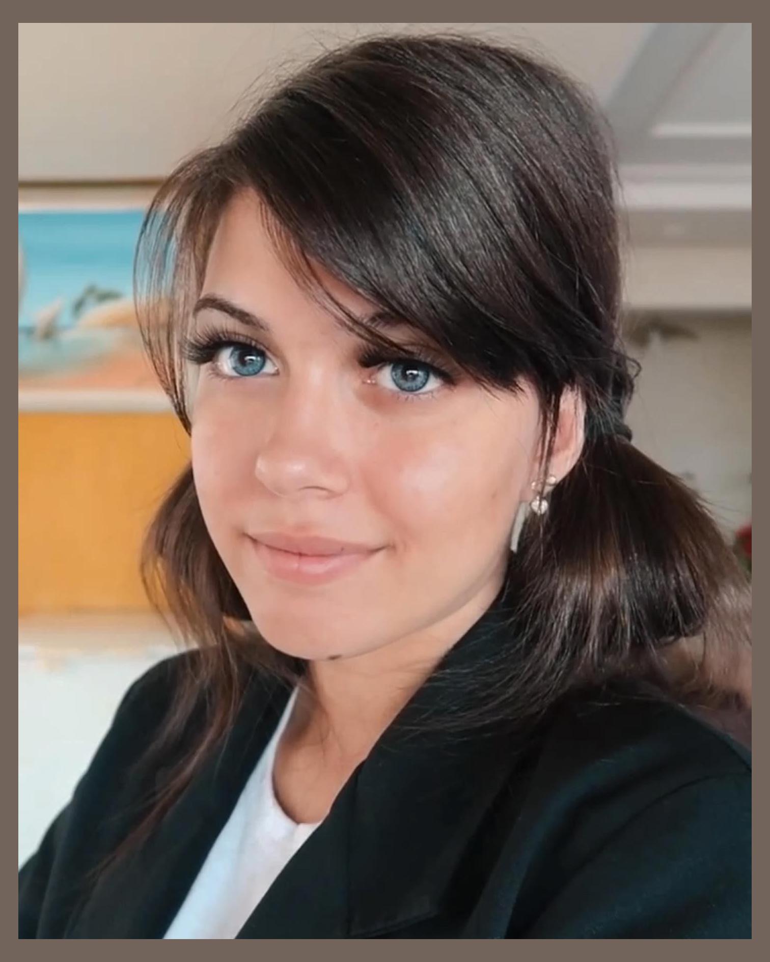 Giovanna Teixeira (Minutos Com a Loka)